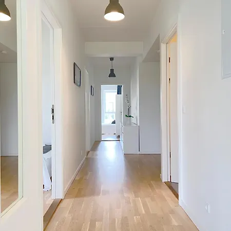 Spacious 3 Bedroom With Balcony At Richard Mortensens Vej Copenaghen